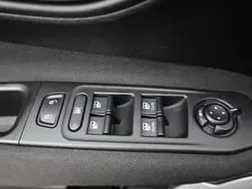 Jeep Renegade 1.4 MultiAir Longitude thumbnail 18