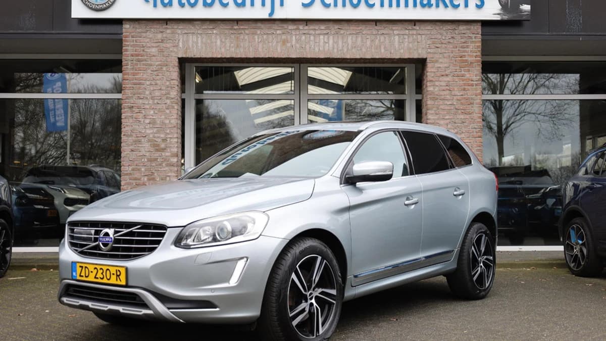 Volvo XC60 2.0 D4 FWD Ocean Race — foto 1