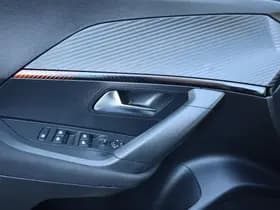 Peugeot 2008 1.2 PureTech Active thumbnail 19