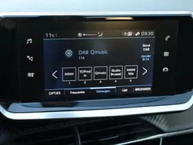 Peugeot 2008 1.2 PureTech Active thumbnail 25