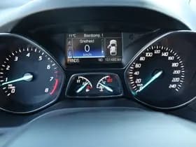 Ford Kuga 1.5 Titanium 4WD thumbnail 16