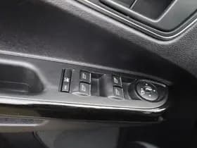 Ford B-MAX 1.0 EcoBoost Titanium thumbnail 17