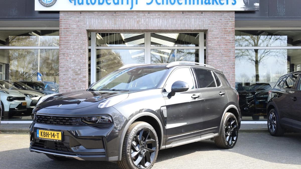 Lynk & Co 01 1.5 261PK! 6.6Kwh LADEN! BLACKLINE! — foto 1