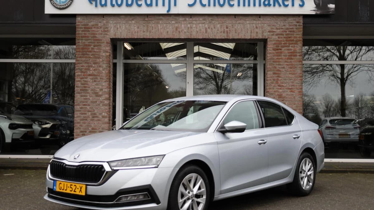 Škoda Octavia 1.0 e-TSI Business Edition Plus — foto 1