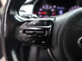 Kia Stonic 1.0 T-GDi ExecutiveLine thumbnail 14