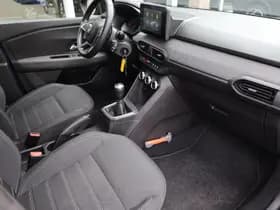 Dacia SANDERO Stepway 1.0 TCe 100 Bi-Fuel Comfort thumbnail 25