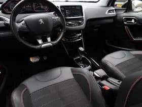 Peugeot 2008 1.2 PureTech GT-Line thumbnail 4