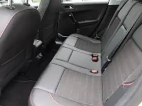 Peugeot 2008 1.2 PureTech GT-Line thumbnail 7