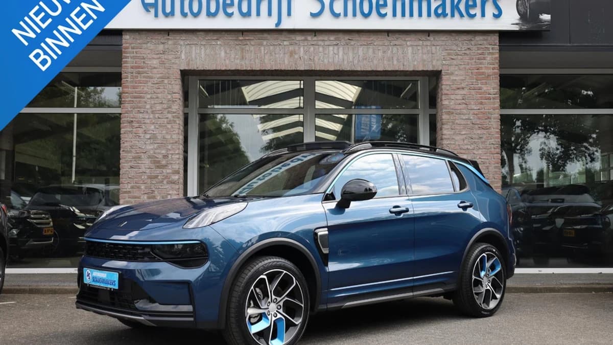 Lynk & Co 01 1.5 STUURVERWARMING MY23 — foto 1