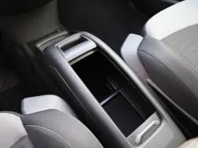 Citroën C4 Picasso 1.6 e-THP Intensive thumbnail 14