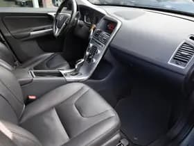 Volvo XC60 2.0 T5 FWD Polar+ thumbnail 24
