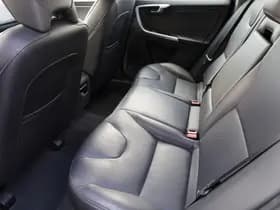 Volvo XC60 2.0 T5 FWD Polar+ thumbnail 6