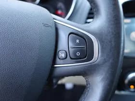 Renault Captur 1.2 TCe Initiale Paris thumbnail 13