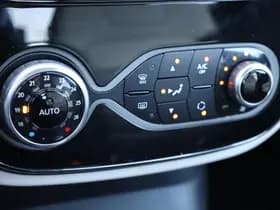 Renault Captur 1.2 TCe Initiale Paris thumbnail 14