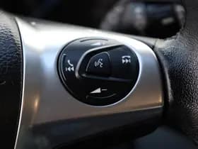 Ford Grand C-Max 1.0 Titanium thumbnail 13