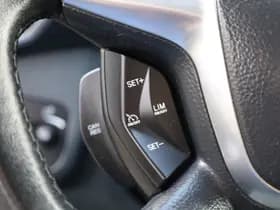 Ford Grand C-Max 1.0 Titanium thumbnail 10