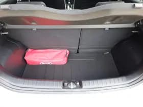 Kia Picanto 1.0 CVVT ComfortLine Navigator thumbnail 24