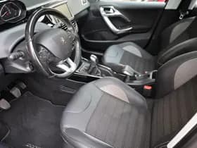 Peugeot 2008 thumbnail 5