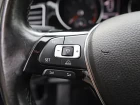 Volkswagen Golf thumbnail 13