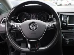 Volkswagen Golf thumbnail 14