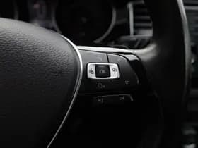 Volkswagen Golf thumbnail 15