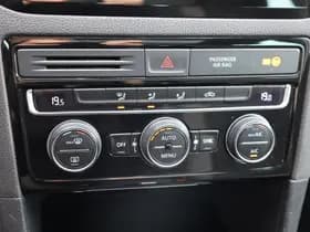 Volkswagen Golf thumbnail 18