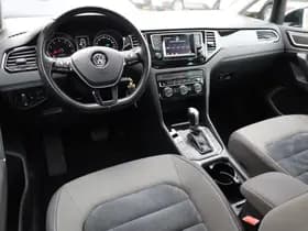 Volkswagen Golf thumbnail 5