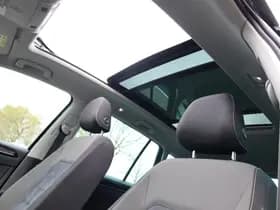 Volkswagen Golf thumbnail 10