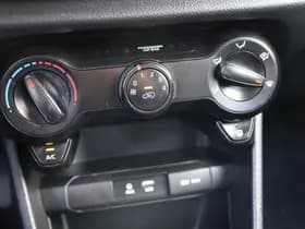 Kia Picanto thumbnail 14