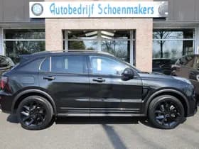 Lynk & Co 01 thumbnail 2