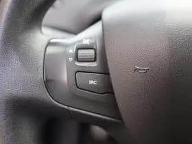 Peugeot 208 thumbnail 5