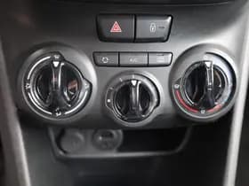 Peugeot 208 thumbnail 8