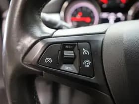 Opel Astra thumbnail 12