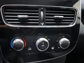 Renault Clio thumbnail 13
