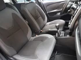 Renault Clio thumbnail 23