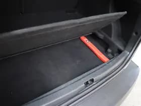 Renault Clio thumbnail 32