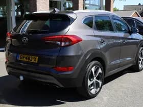 Hyundai Tucson thumbnail 3