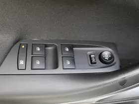 Opel Astra thumbnail 18