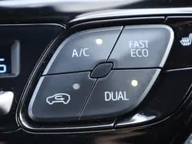 Toyota C-HR thumbnail 21