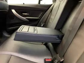 BMW 3 Serie Touring 320d High Executive thumbnail 37