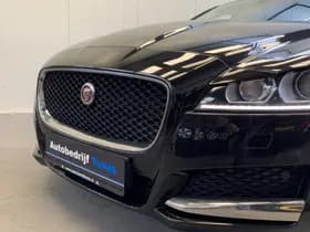 Jaguar XF 2.0t Prestige thumbnail 14