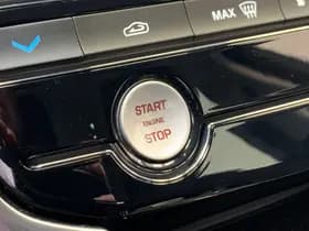 Jaguar XF 2.0t Prestige thumbnail 32