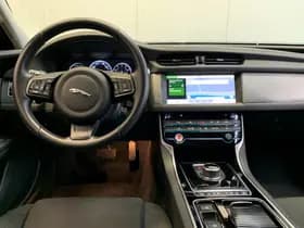 Jaguar XF 2.0t Prestige thumbnail 5