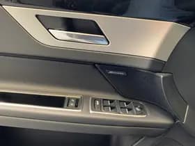 Jaguar XF 2.0t Prestige thumbnail 41