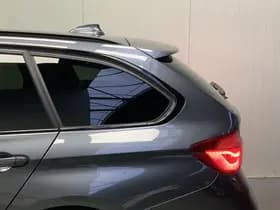 BMW 3 Serie Touring 318i M Sport Black Edition thumbnail 25