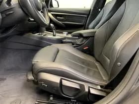 BMW 3 Serie Touring 318i M Sport Black Edition thumbnail 48