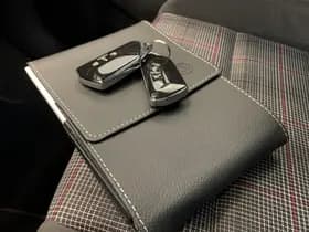 Volkswagen Golf 2.0 GTI 245PK thumbnail 7