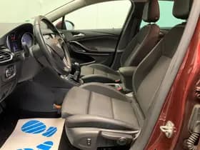 Opel Astra Sports Tourer 1.0 Innovation thumbnail 2