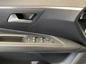 Peugeot 3008 1.2 Turbo 131PK PureTech Blue Lease Executive thumbnail 30