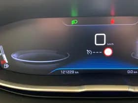 Peugeot 3008 1.2 Turbo 131PK PureTech Blue Lease Executive thumbnail 6